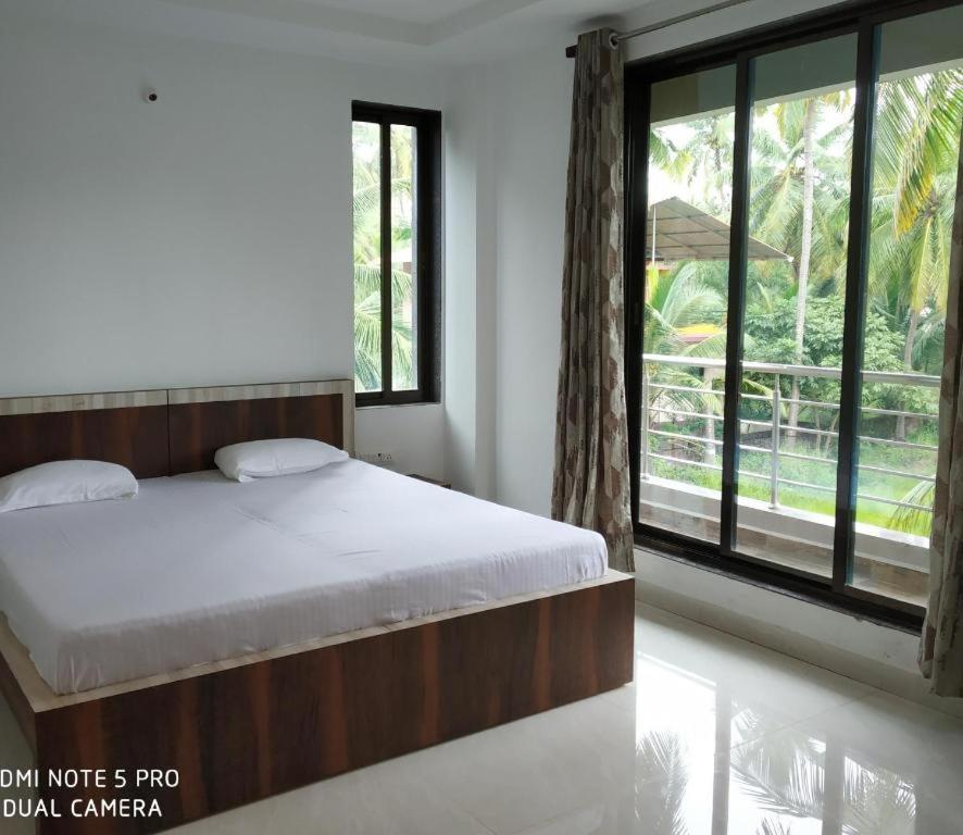 The Mangrove Hotel Achra Exterior photo
